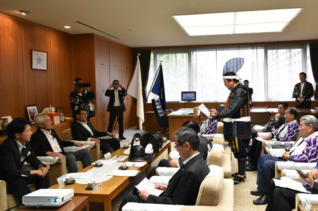 柳川市長が「立花宗茂・誾千代姫」の大河ドラマ招致に係る協力要請のため県議会を訪問されました