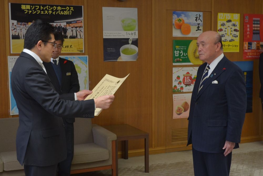 田中久也議員が地方自治法施行７０周年記念総務大臣表彰を受章しました1