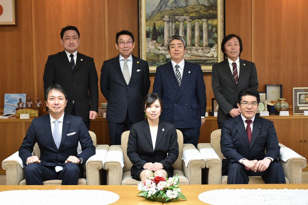 平昌オリンピック 女子モーグル日本代表 村田愛里咲選手が県議会を訪問されましたト2