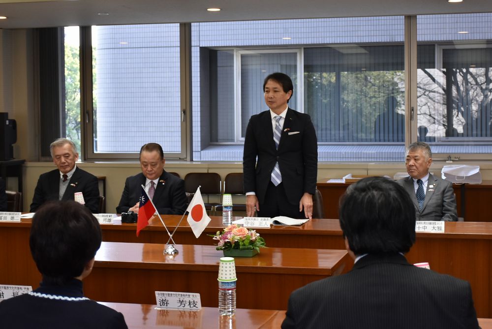 台北駐日経済文化代表処代表が県議会を訪問されました