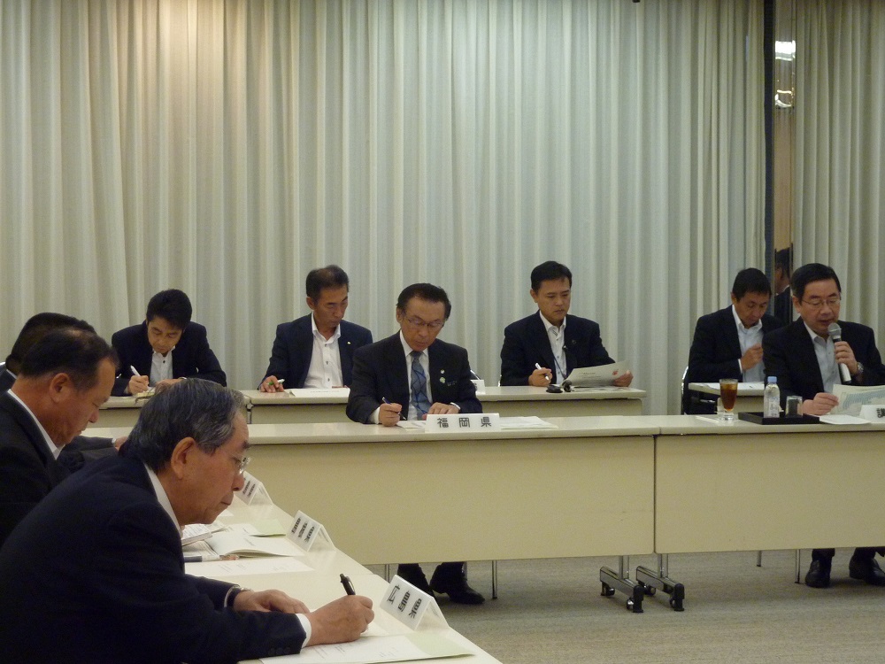 全国都道府県議会議長会　役員会1