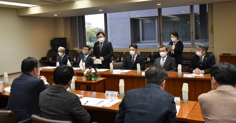 慶尚南道議会 経済環境委員会が県議会を訪問されましたの写真2