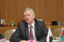 セルゲイ・ラフマノフ駐日ベラルーシ共和国特命全権大使表敬訪問