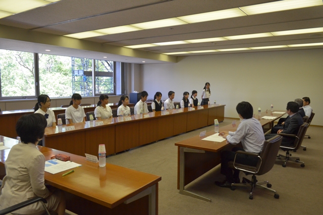 福岡県青少年交流団（タイ・バンコク）参加者の皆さんが県議会を訪問されました2