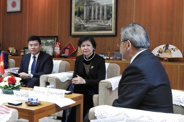 在福岡ベトナム社会主義共和国総領事館新総領事が県議会を訪問されました 1