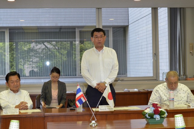 タイ・ナコンシータマラート県学校関係者の皆さんが県議会を訪問されました