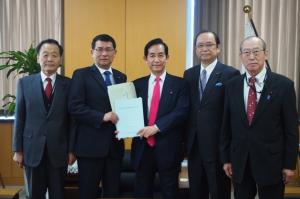 全国都道府県議会議長会　地方自治委員会要請活動の写真４