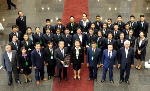 タイ・バンコク都青少年交流団の皆さんが県議会を訪問された写真3