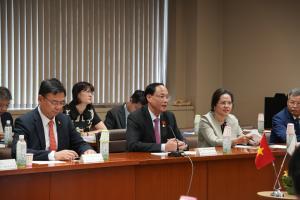 ベトナム国会副議長による議会表敬の写真2