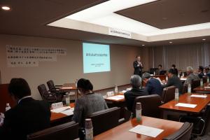 福岡県観光産業振興議員連盟　講演会の写真1