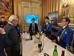 「パリ訪問団」によるフランス・パリへの訪問の写真5