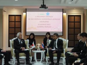 福岡県議会バンコク都議会友好訪問団の写真3