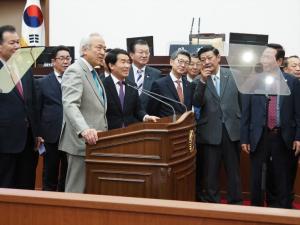 福岡県議会・大韓民国慶尚南道議会友好訪問団の画像3