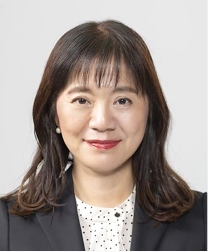 大塚絹子の写真