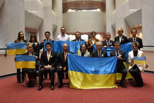 福岡県に在住するウクライナの皆さまによる議会表敬の写真6