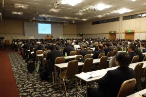 都道府県議会議員研究交流大会の写真1