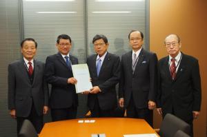 全国都道府県議会議長会　地方自治委員会要請活動の写真1