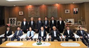 駐日本大韓民国大使及び駐福岡大韓民国総領事による議長表敬の画像