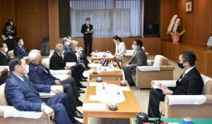 在福岡タイ王国総領事による議会表敬の写真1