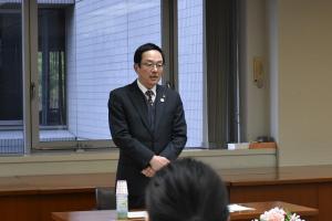 県人会担い手育成　青年派遣事業参加者が県議会訪問の写真1