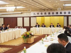 令和5年度第1回九州各県議会議長会議の写真1